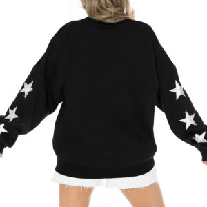 Cheer on the Raiders in the Women's Gameday Couture Pullover. Featuring rhinestone star sleeves, this oversized tri-blend piece is a must-have for fans.