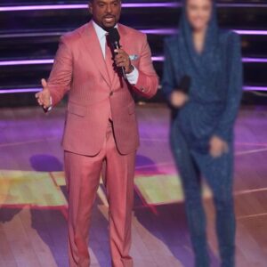 Dancing With The Stars Alfonso Ribeiro Pink Suit