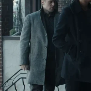 David O’Donnell Reacher S02 Grey Coat