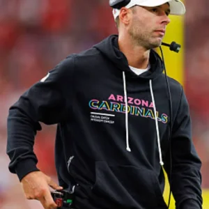 Jonathan Gannon Arizona Cardinals 2025 black hoodie with casual fit and team-inspired design.
