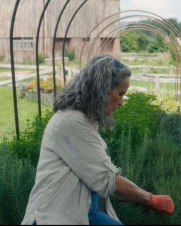 The Way Home Andie Macdowell White Shirt